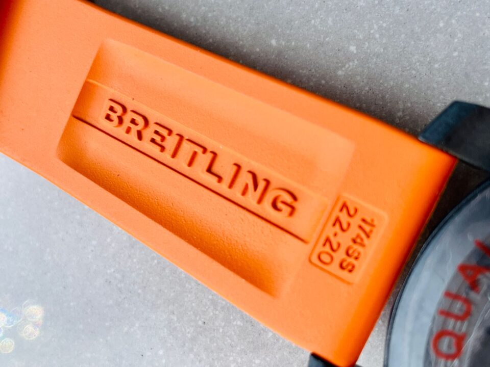 OGF Factory 1:1 Breitling Endurance pro 44mm Black dial orange Rubber Strap quartz movement