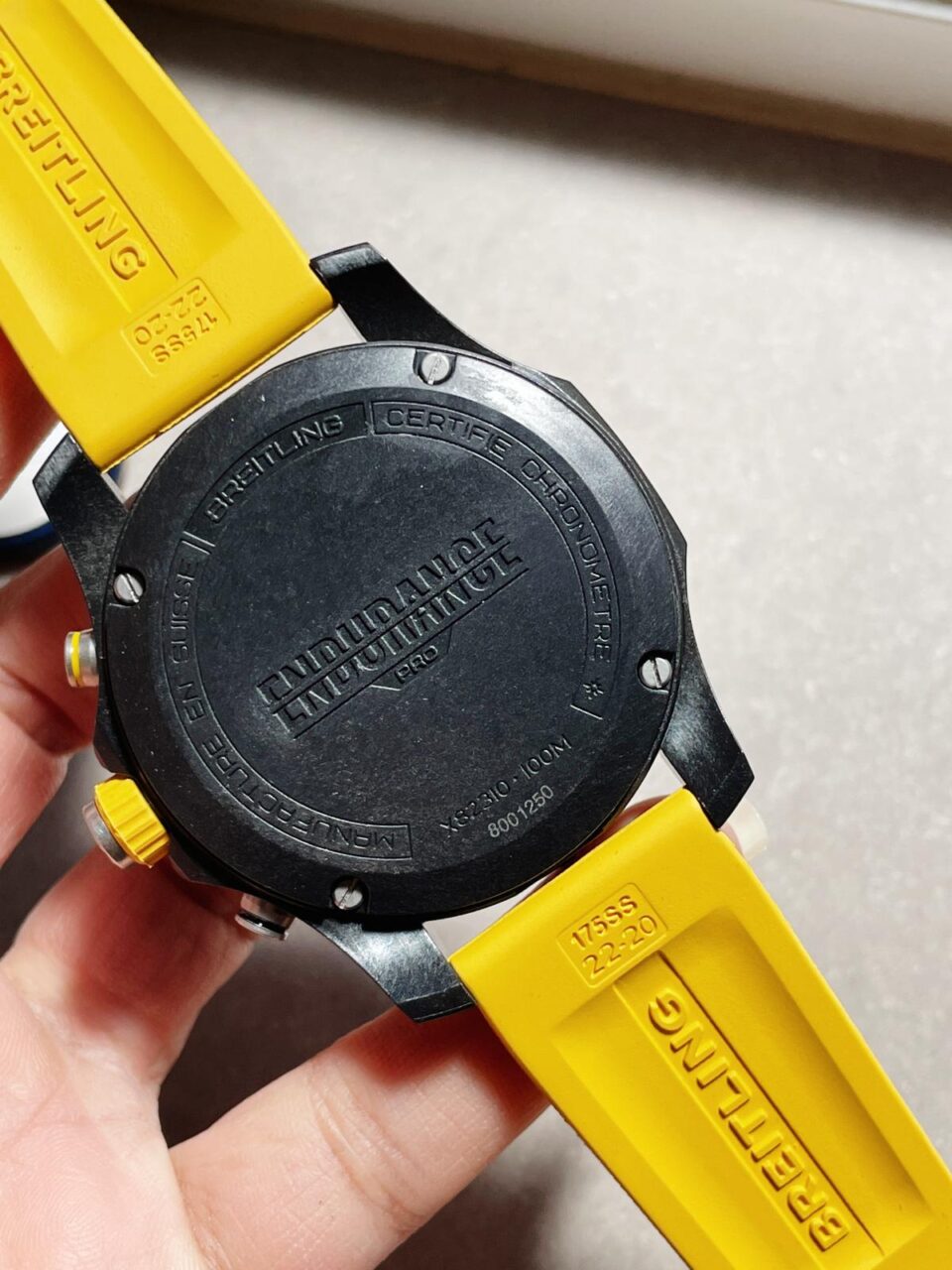 OGF Factory 1:1 Breitling Endurance pro 44mm Black dial Yellow Rubber Strap quartz movement