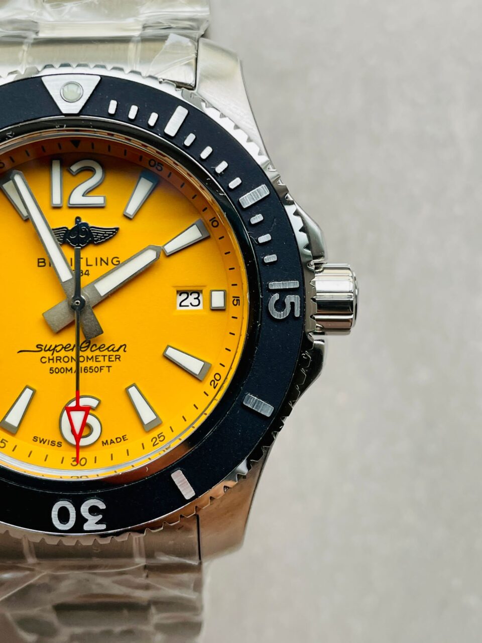 BLSF Factory 1:1 Breitling Superocean Automatic 44mm Best Edition Yellow Dial Black Bezel A2824