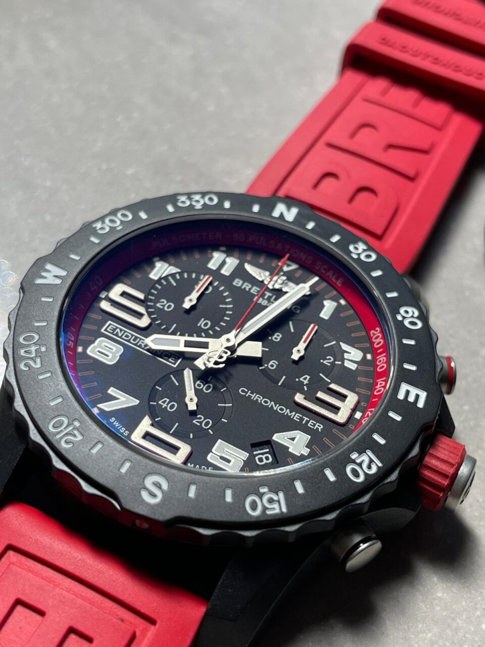 OGF Factory 1:1 Breitling Endurance pro 44mm Black dial Red Rubber Strap quartz movement