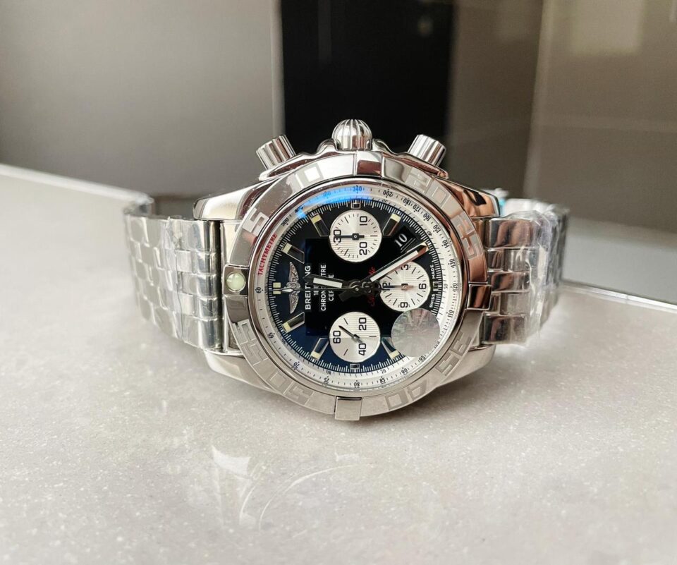 OZF Factory 1:1 Breitling Chronomat B01 44 SS Best Edition Black Dial A7750