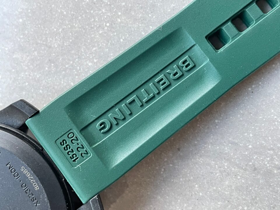 OGF Factory 1:1 Breitling Endurance pro 44mm Army green dial green Rubber Strap quartz movement