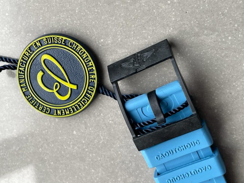 OGF Factory 1:1 Breitling Endurance pro 44mm Black dial Light Blue Rubber Strap quartz movement