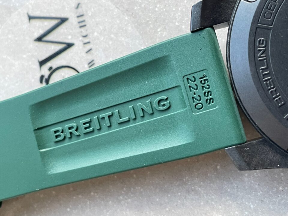 OGF Factory 1:1 Breitling Endurance pro 44mm Army green dial green Rubber Strap quartz movement