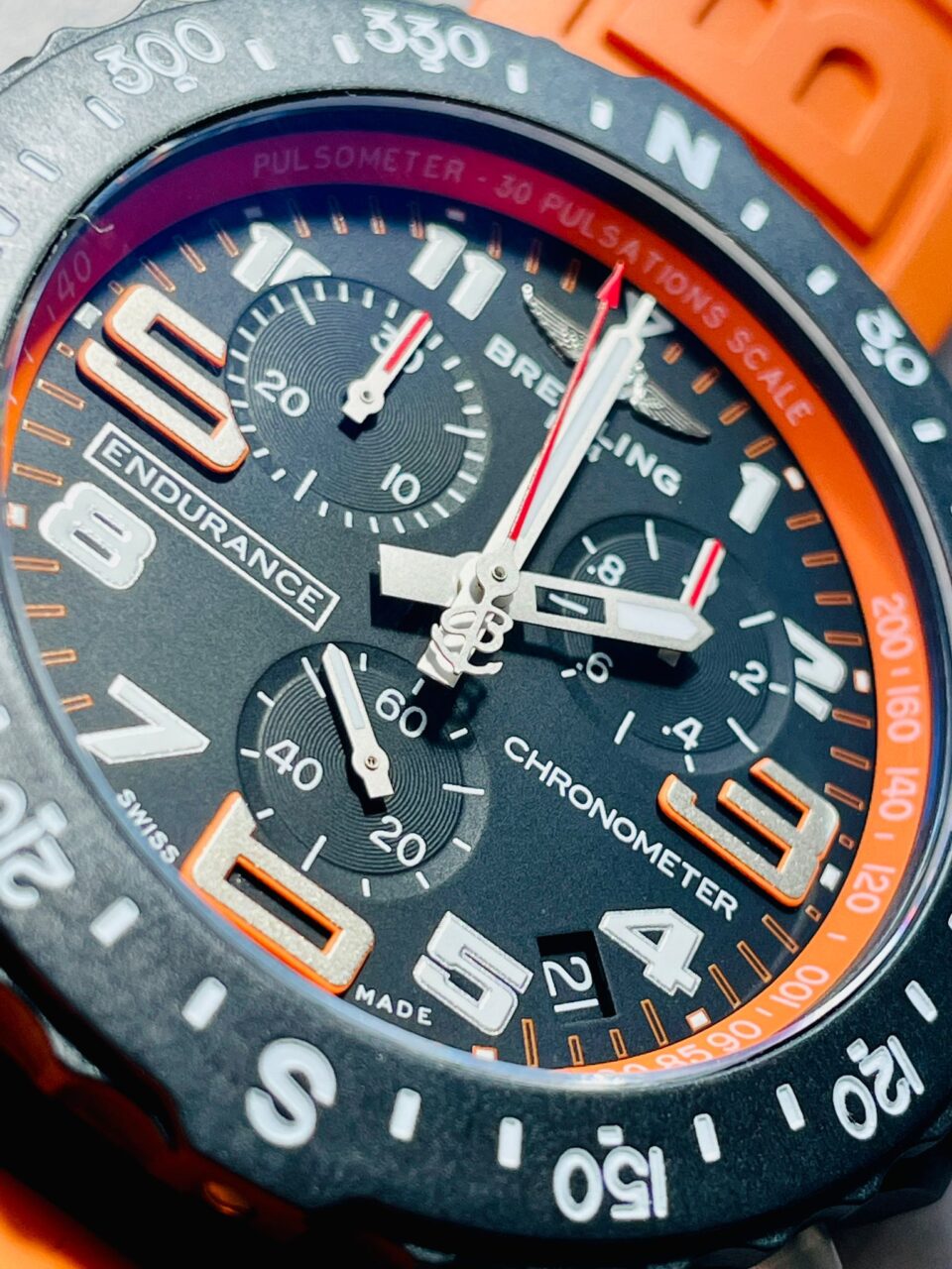 OGF Factory 1:1 Breitling Endurance pro 44mm Black dial orange Rubber Strap quartz movement