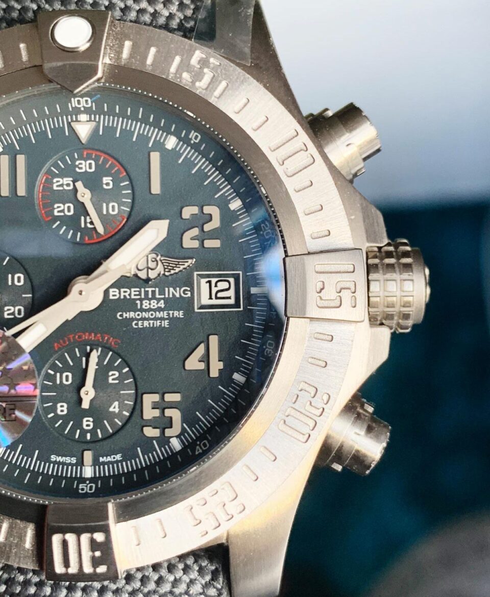 GF Factory 1:1 Breitling Avenger Bandit Titanium Best Edition Gray Dial A7750