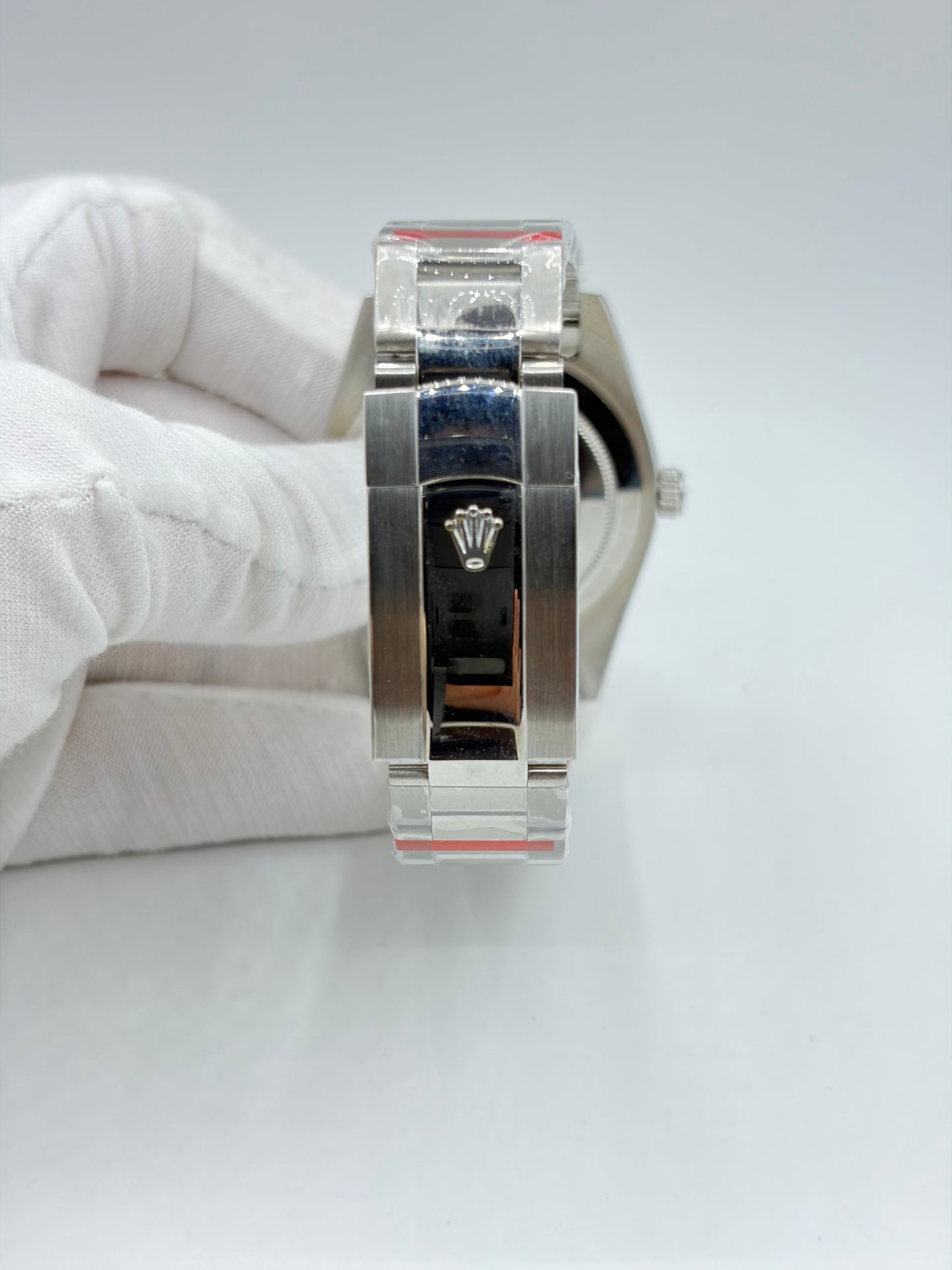Rolex Datejust II 41 Silver Diamond Dial Ref.116334