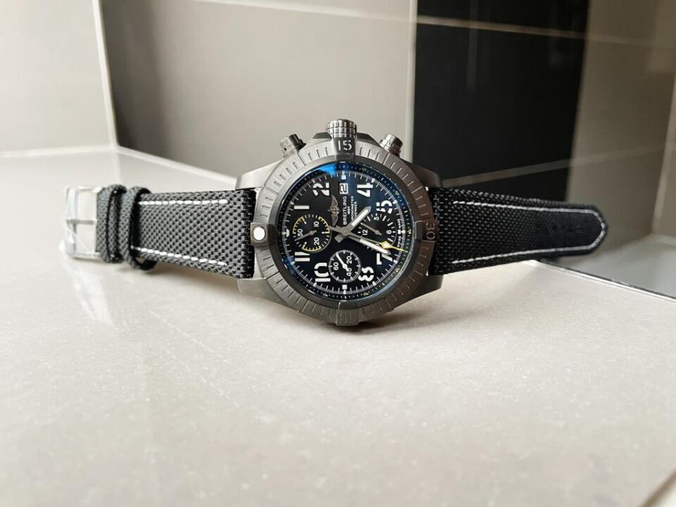 GF Factory 1:1 Breitling Avenger Bandit DLC Best Edition Black Dial A7750