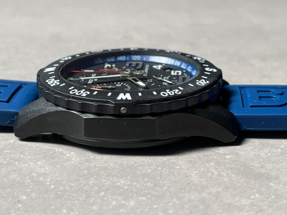 OGF Factory 1:1 Breitling Endurance pro 44mm Black dial Blue Rubber Strap quartz movement
