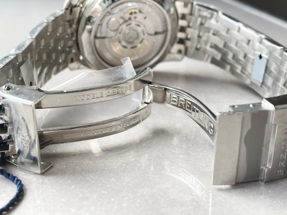 GF Factory 1:1 Breitling Navitimer 01 SS Best Edition White Dial A7750