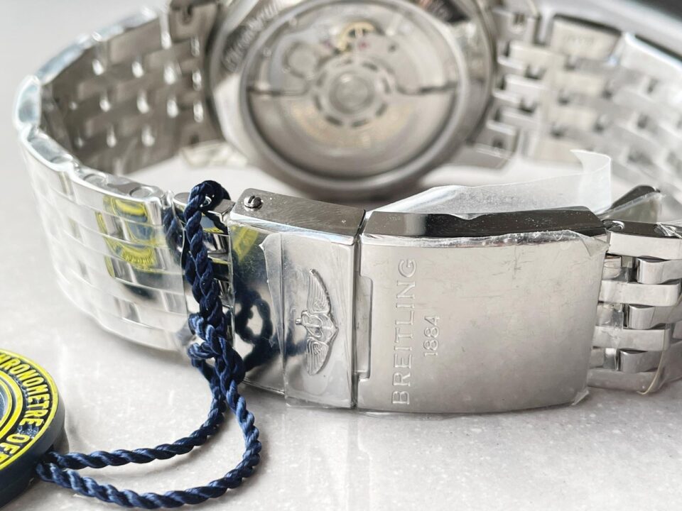 GF Factory 1:1 Breitling Navitimer 01 SS Best Edition White Dial A7750