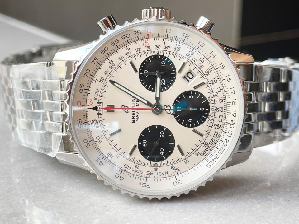 GF Factory 1:1 Breitling Navitimer 01 SS Best Edition White Dial A7750