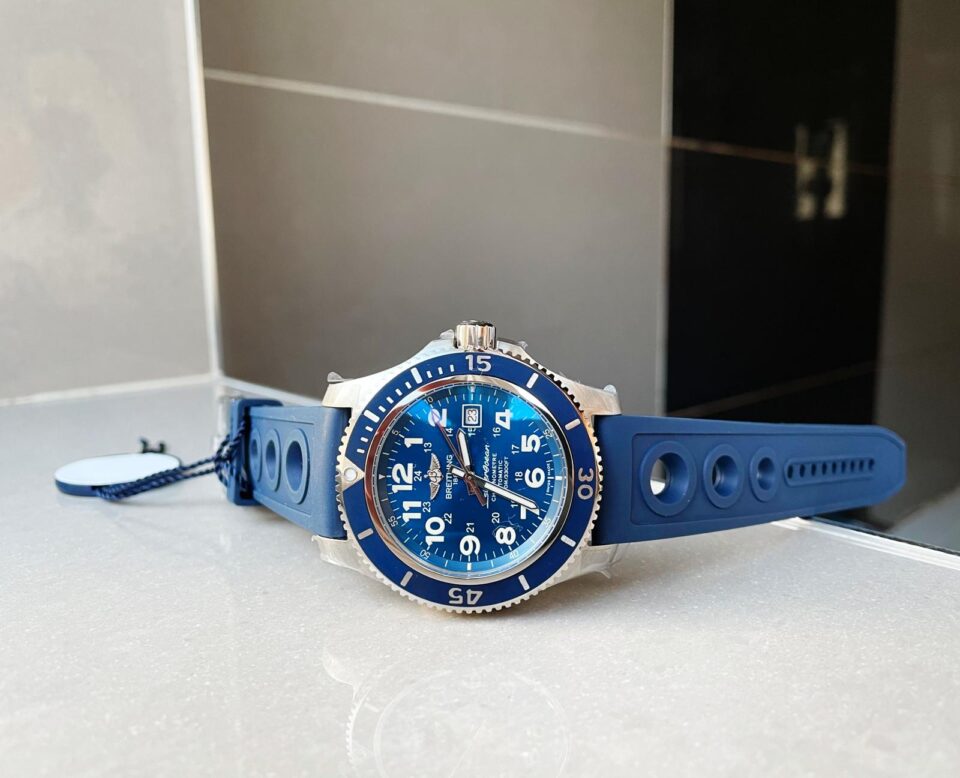 GF Factory 1:1 Breitling SuperOcean II 44mm Best Edition Blue Dial A2824