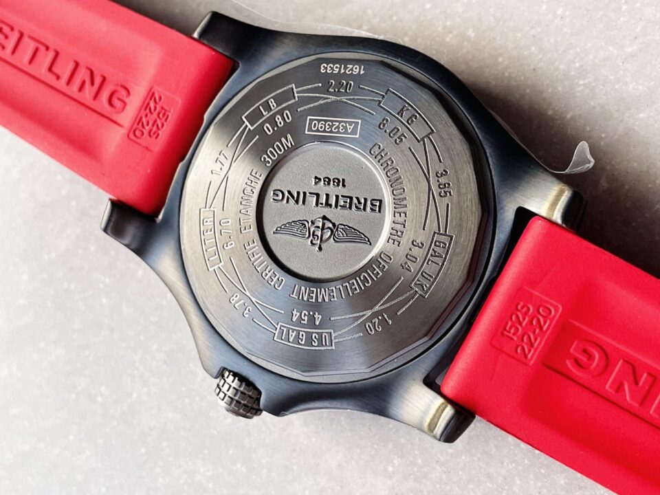GF Factory 1:1 Breitling Avenger GMT SS Best Edition Black Dial Stick Markers A2836 V2 limited edition