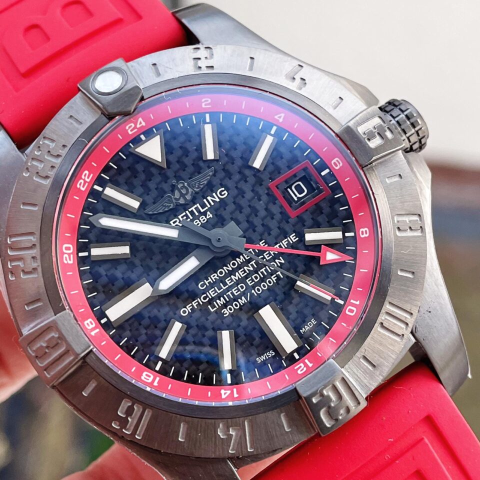 GF Factory 1:1 Breitling Avenger GMT SS Best Edition Black Dial Stick Markers A2836 V2 limited edition