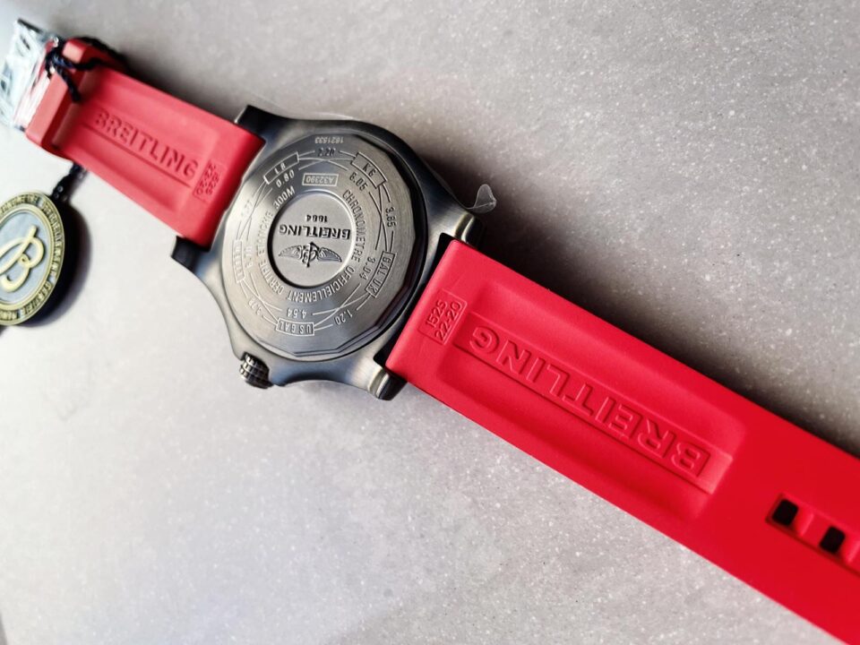 GF Factory 1:1 Breitling Avenger GMT SS Best Edition Black Dial Stick Markers A2836 V2 limited edition