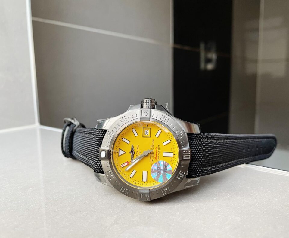 GF Factory 1:1 Breitling Avenger II Seawolf PVD Best Edition Yellow Dial A2824 V2