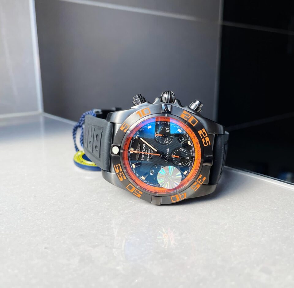 GF Factory 1:1 Breitling Chronomat 44mm Blacksteel Orange Best Edition Black Dial A7750