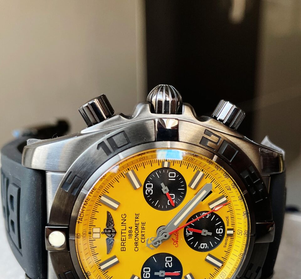 GF Factory 1:1 Breitling Chronomat 44mm Blacksteel Special Edition Yellow Dial A7750