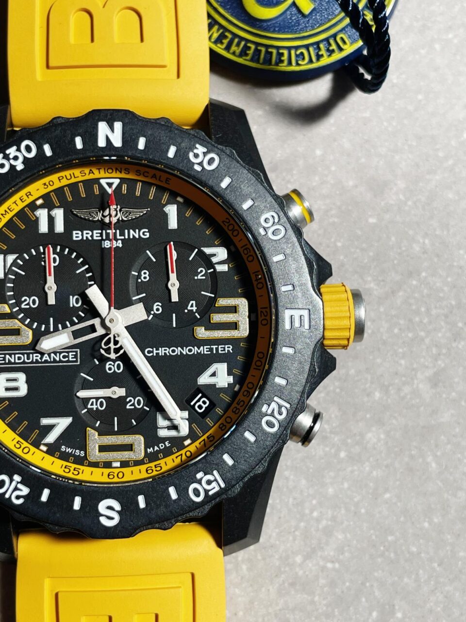 OGF Factory 1:1 Breitling Endurance pro 44mm Black dial Yellow Rubber Strap quartz movement