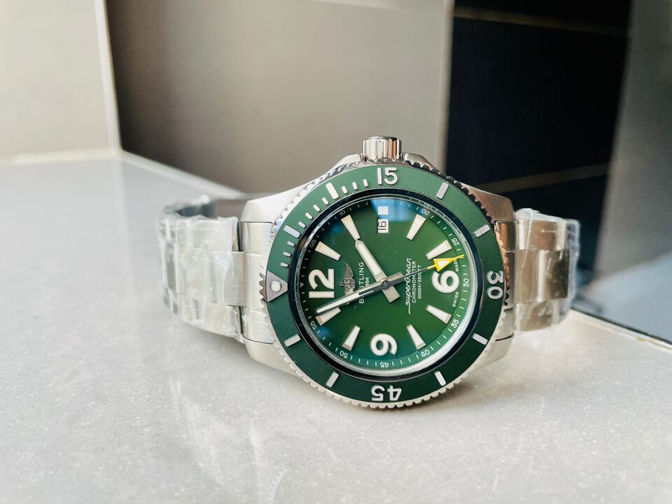 BLSF Factory 1:1 Breitling Superocean Automatic 44mm Best Edition Green Dial Green Bezel A2824